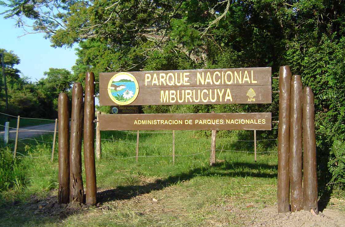 Portal de ingreso al Parque Nacional Mburucuyá